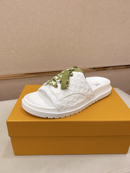 Men's Louis Vuitton Shoes-825